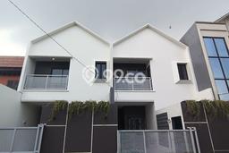 Hunian Cantik Modern Lb 100m2 di Ciputat, Tangerang Selatan Hunian Cantik Modern Lb 100m2 di Ciputat, Tangerang Selatan