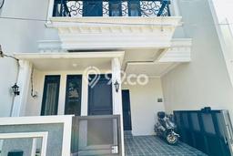 Rumah Strategis Modern Lb 110m2 di Jagakarsa, Jakarta Selatan Rumah Strategis Modern Lb 110m2 di Jagakarsa, Jakarta Selatan