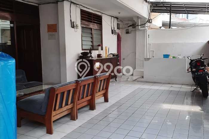 Dijual Kost di Kebayoran Baru, Jakarta Selatan, 14 KT, 5 KM, Luas 230m2 Dijual Kost di Kebayoran Baru, Jakarta Selatan, 14 KT, 5 KM, Luas 230m2