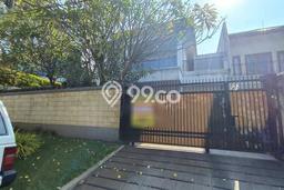 Dijual Rumah Luas Elegan Dengan View Cantik di Pondok Indah, Jakarta Selatan Dijual Rumah Luas Elegan Dengan View Cantik di Pondok Indah, Jakarta Selatan