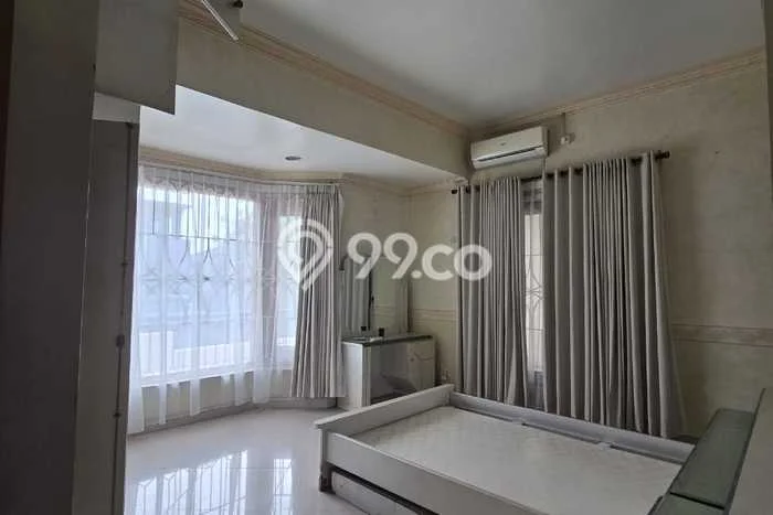 Hunian Modern Untuk Disewakan di Pondok Indah Jakarta Selatan 5 KT & 5 KM Hunian Modern Untuk Disewakan di Pondok Indah Jakarta Selatan 5 KT & 5 KM