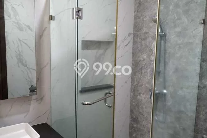 Disewakan! Rumah 3 Kamar Tidur &
3 Kamar Mandi di Pondok Indah, Jakarta Selatan Disewakan! Rumah 3 Kamar Tidur &
3 Kamar Mandi di Pondok Indah, Jakarta Selatan
