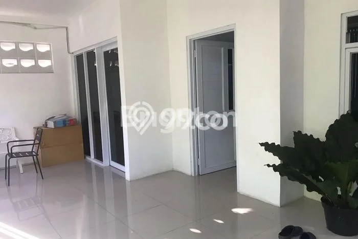 Dijual Hunian Rumah Terawat 5 Kamar di Sentul City, Bogor Dijual Hunian Rumah Terawat 5 Kamar di Sentul City, Bogor
