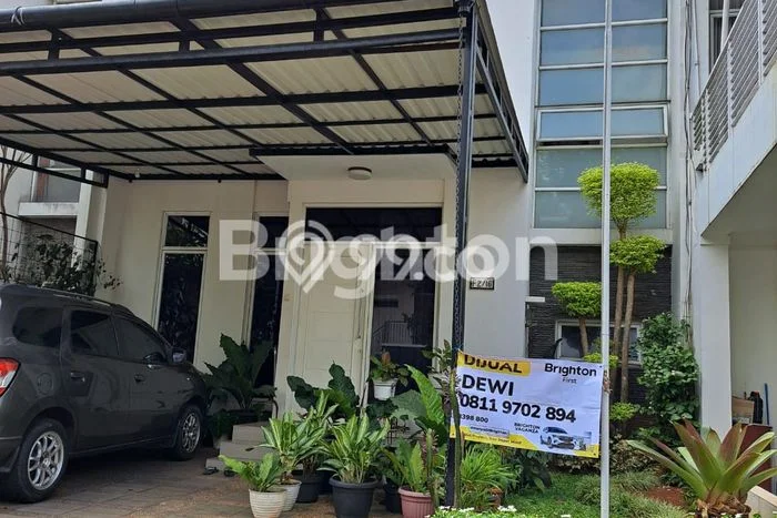 Hunian Cantik Minimalis Lb 180m2 di Ciputat, Tangerang Selatan Hunian Cantik Minimalis Lb 180m2 di Ciputat, Tangerang Selatan