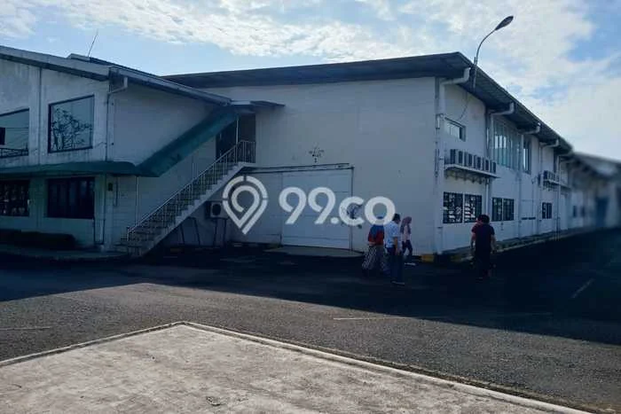 Pabrik Disewa di Tangerang dengan LB 6000m2 Area Komersial Ramai Pabrik Disewa di Tangerang dengan LB 6000m2 Area Komersial Ramai