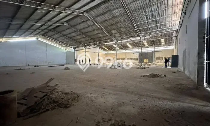 FOR RENT! Gudang di Semanan Cocok untuk Bisnis 2000m2 FOR RENT! Gudang di Semanan Cocok untuk Bisnis 2000m2