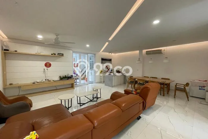 Dijual Rumah Elit Exclusive di Cengkareng, Jakarta Barat Dijual Rumah Elit Exclusive di Cengkareng, Jakarta Barat