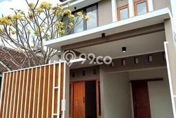 Jual Rumah Bagus Siap Huni LB 160m2 di Ngaglik, Sleman Jual Rumah Bagus Siap Huni LB 160m2 di Ngaglik, Sleman
