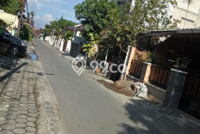 Rumah Kost Dijual di Banguntapan, Bantul dengan 15 Kamar Tidur, 15 Kamar Mandi Rumah Kost Dijual di Banguntapan, Bantul dengan 15 Kamar Tidur, 15 Kamar Mandi