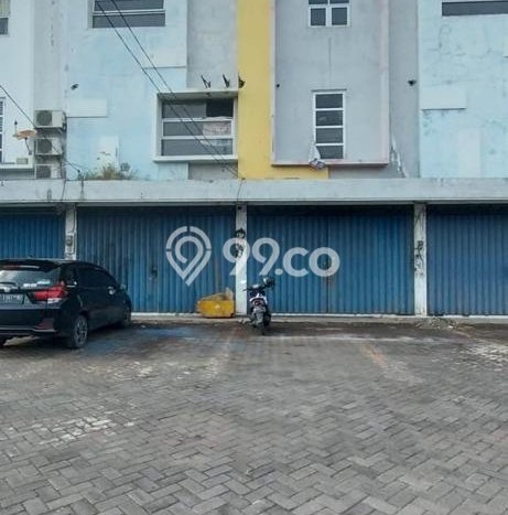 Ruko Dijual di Surabaya LT 81m2 & LB 230m2 Lokasi Terbaik! Ruko Dijual di Surabaya LT 81m2 & LB 230m2 Lokasi Terbaik!