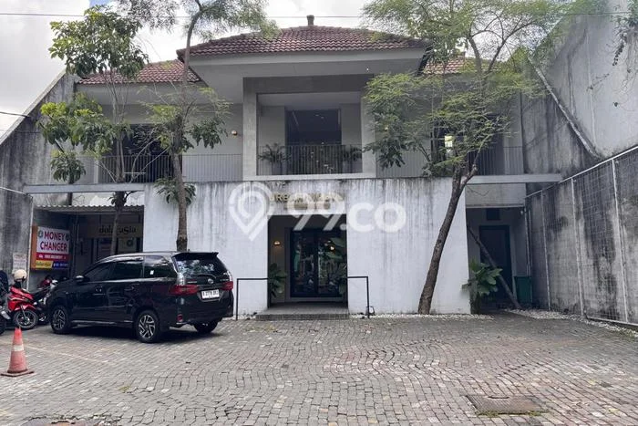 Unit Komersial Disewakan di Surabaya Area Strategis Harga Kompetitif Unit Komersial Disewakan di Surabaya Area Strategis Harga Kompetitif