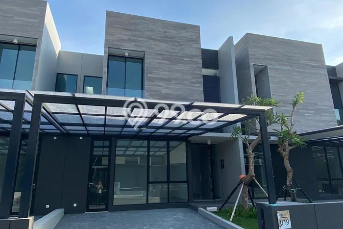 Dijual Cepat Rumah Bagus Siap Huni LB 127m2 di Benowo, Surabaya Dijual Cepat Rumah Bagus Siap Huni LB 127m2 di Benowo, Surabaya