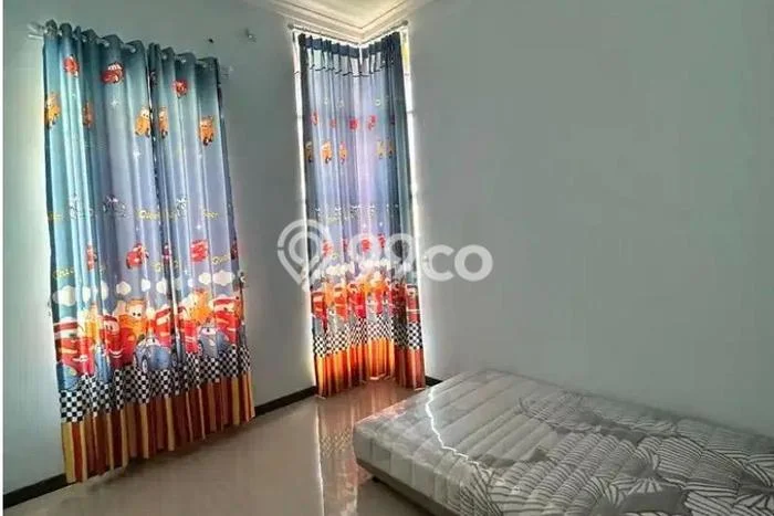 Rumah Elit LB 250m2 Siap Huni Desain Elegan di Kertajaya, Surabaya Rumah Elit LB 250m2 Siap Huni Desain Elegan di Kertajaya, Surabaya