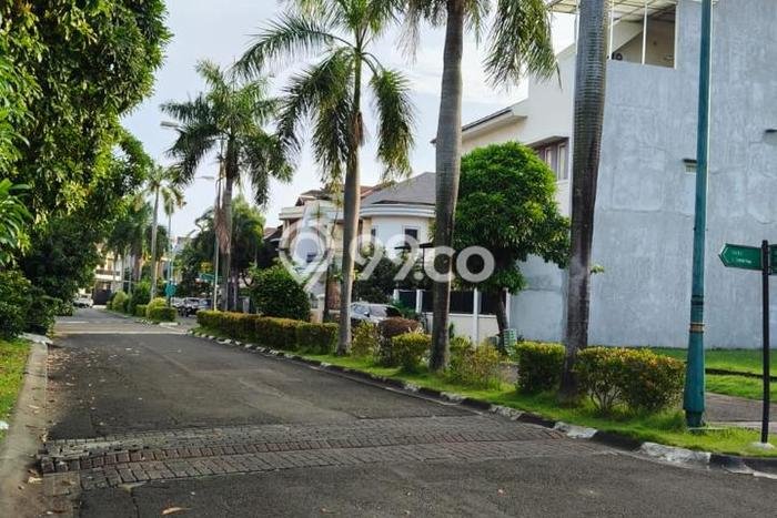 Tanah Siap Bangun Dijual di Jakarta Barat Punya Luas 300m2 Tanah Siap Bangun Dijual di Jakarta Barat Punya Luas 300m2