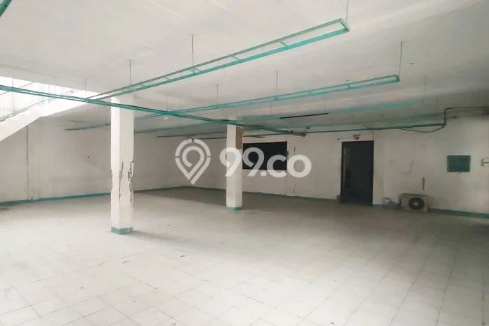 Gudang Disewakan di Area Ramai Cengkareng, Jakarta Barat Gudang Disewakan di Area Ramai Cengkareng, Jakarta Barat