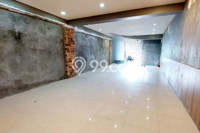 Ruko Kawasan Muara Karang, Luas 180m², Kawasan Bisnis, Dekat Muara Karang, Jakarta Utara, Jakarta Utara Ruko Kawasan Muara Karang, Luas 180m², Kawasan Bisnis, Dekat Muara Karang, Jakarta Utara, Jakarta Utara