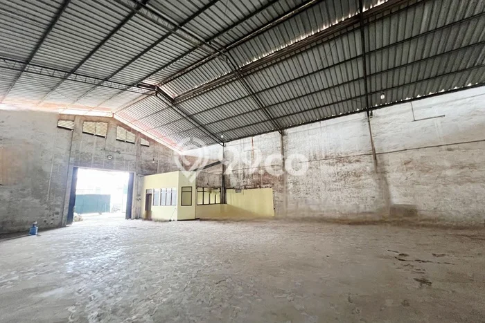 Gudang Disewa di Jakarta Barat dengan LB 1410m2 Area Komersial Ramai Gudang Disewa di Jakarta Barat dengan LB 1410m2 Area Komersial Ramai