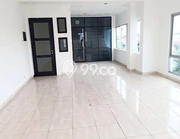 Ruko disewakan lokasi strategis Kebon Jeruk Jakarta Barat 250m2 Ruko disewakan lokasi strategis Kebon Jeruk Jakarta Barat 250m2
