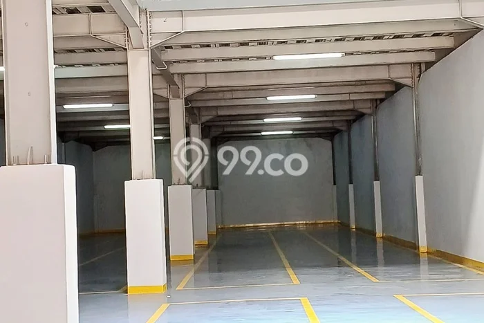 Gudang untuk Disewa di Pusat Jakarta Barat Luas Bangunan 657m2 Gudang untuk Disewa di Pusat Jakarta Barat Luas Bangunan 657m2