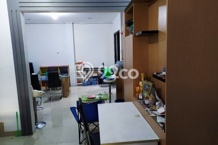 Rumah Luxury Modern Tanpa Renovasi di Green Mansion Jakarta Barat Rumah Luxury Modern Tanpa Renovasi di Green Mansion Jakarta Barat