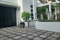 SPECIAL PRICE! Rumah di , 3 KM, Akses Mudah Pusat Kota, Luas 600m2m² Bangunan 500m2m² SPECIAL PRICE! Rumah di , 3 KM, Akses Mudah Pusat Kota, Luas 600m2m² Bangunan 500m2m²