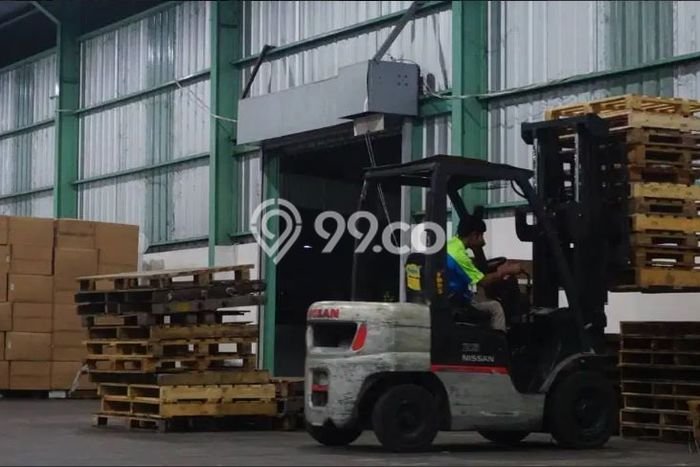 Unit Gudang disewakan di Bogor Barat Bogor dengan LT 14000m2 / LB 5000m2 Unit Gudang disewakan di Bogor Barat Bogor dengan LT 14000m2 / LB 5000m2