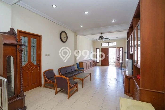 FOR RENT! Ruko di Jelambar Cocok untuk Bisnis 1200m2 FOR RENT! Ruko di Jelambar Cocok untuk Bisnis 1200m2