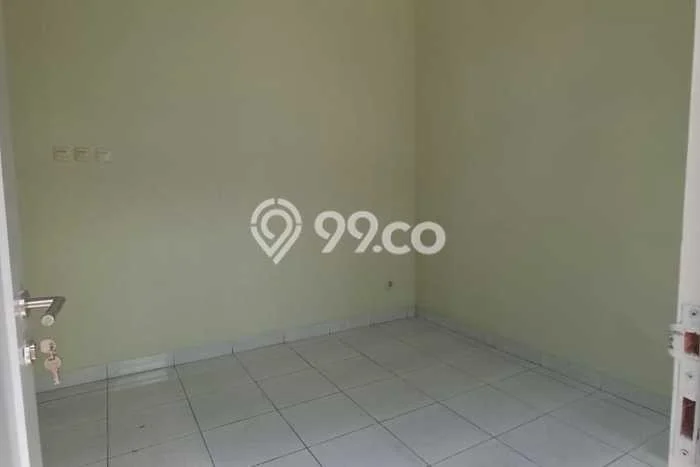 Rumah di Tanjung Duren, Area Strategis, 2 KM Rumah di Tanjung Duren, Area Strategis, 2 KM