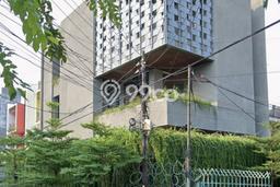 Ready to Use! Luxury House LT 211m2 Desain Elegan di Green Ville Ready to Use! Luxury House LT 211m2 Desain Elegan di Green Ville