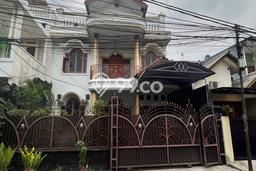 Dijual Rumah Minimalis Bagus Punya 3 KT di Tebet Jakarta Selatan SHM Dijual Rumah Minimalis Bagus Punya 3 KT di Tebet Jakarta Selatan SHM