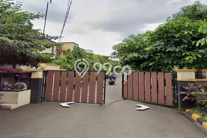 Rumah Luxury Modern Tanpa Renovasi di Pejaten Jakarta Selatan Rumah Luxury Modern Tanpa Renovasi di Pejaten Jakarta Selatan