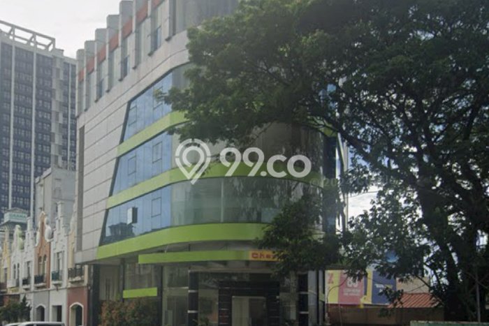 Hot Offer Hunian Mewah Ideal dan Luas di Serpong Utara, Tangerang Selatan Hot Offer Hunian Mewah Ideal dan Luas di Serpong Utara, Tangerang Selatan