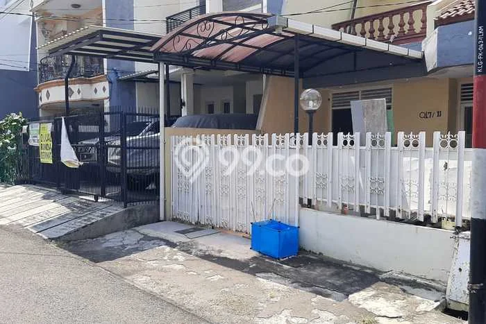 For Sale Rumah 3 Kamar Lokasi Strategis Bagus dan Strategis di Kelapa Gading For Sale Rumah 3 Kamar Lokasi Strategis Bagus dan Strategis di Kelapa Gading