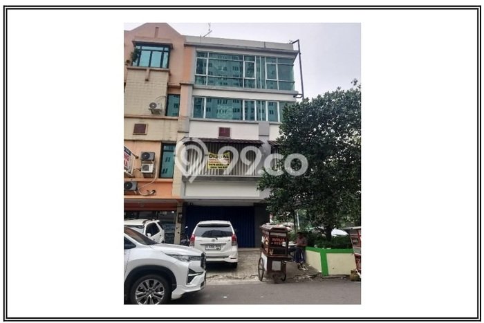 Siap Huni Rumah Mewah 6 Kamar di Kelapa Gading Dekat ke Mana Saja Siap Huni Rumah Mewah 6 Kamar di Kelapa Gading Dekat ke Mana Saja