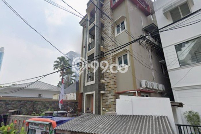 Rumah Mewah LB 750m2 Siap Pakai Desain Elegan di Kebon Sirih, Jakarta Pusat Rumah Mewah LB 750m2 Siap Pakai Desain Elegan di Kebon Sirih, Jakarta Pusat