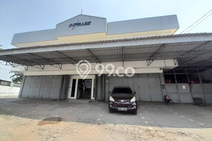 Jual Rumah Mewah Megah Dengan View Eksklusif di Plumpang, Jakarta Utara Jual Rumah Mewah Megah Dengan View Eksklusif di Plumpang, Jakarta Utara