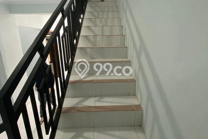 For Sale Rumah 3 Kamar Lokasi Strategis Bagus dan Strategis di Cipondoh For Sale Rumah 3 Kamar Lokasi Strategis Bagus dan Strategis di Cipondoh