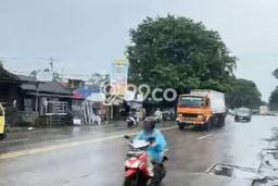 Gudang Disewa di Tangerang dengan LB 1265m2 Area Komersial Ramai Gudang Disewa di Tangerang dengan LB 1265m2 Area Komersial Ramai