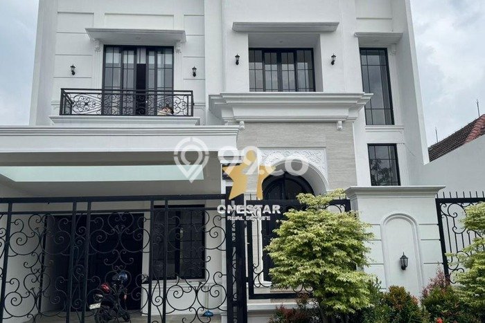 Jual Rumah Luas Elegan Dengan View Cantik di Sektor 1A-Gading Serpong, Tangerang Jual Rumah Luas Elegan Dengan View Cantik di Sektor 1A-Gading Serpong, Tangerang