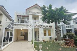 Rumah Lingkungan Asri di BSD The Green, Tangerang, Luas 144m² Bangunan 210m² Rumah Lingkungan Asri di BSD The Green, Tangerang, Luas 144m² Bangunan 210m²