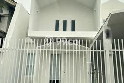 BEST CHOICE! Rumah kawasan Permata Buana, 2 KM, Akses Sekolah, Luas 144m² LB 160m² BEST CHOICE! Rumah kawasan Permata Buana, 2 KM, Akses Sekolah, Luas 144m² LB 160m²