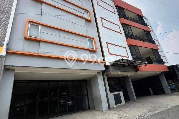 Cocok Untuk Investasi! For Sale Kost di Gading Serpong 106 Kamar Cocok Untuk Investasi! For Sale Kost di Gading Serpong 106 Kamar