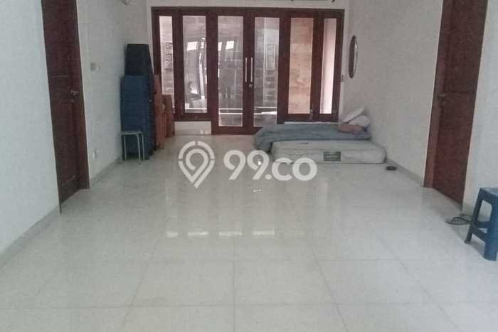Rumah Modern 5 Kamar LT 200m2 di Lippo Karawaci Rumah Modern 5 Kamar LT 200m2 di Lippo Karawaci