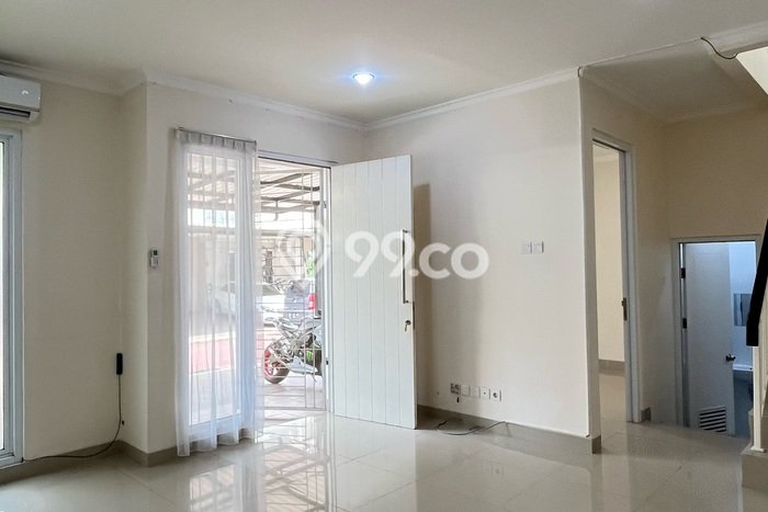 Rumah Modern 3 KT di Gading Serpong Tangerang Semi Furnished Rumah Modern 3 KT di Gading Serpong Tangerang Semi Furnished