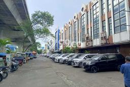 Ruko Dijual Lokasi Emas di Kelapa Gading Luas 220m2 Ruko Dijual Lokasi Emas di Kelapa Gading Luas 220m2