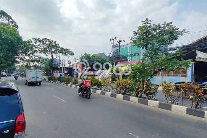 Jarang Ada! Tanah di Cipondoh Punya Luas 1100m2 SHM Jarang Ada! Tanah di Cipondoh Punya Luas 1100m2 SHM