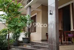 Ready to Use! Luxury House LT 260m2 Desain Elegan di Cawang Ready to Use! Luxury House LT 260m2 Desain Elegan di Cawang