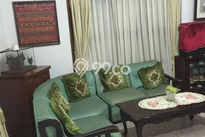Rumah Mewah LB 715m2 Siap Pakai Desain Elegan di Kramat, Jakarta Pusat Rumah Mewah LB 715m2 Siap Pakai Desain Elegan di Kramat, Jakarta Pusat