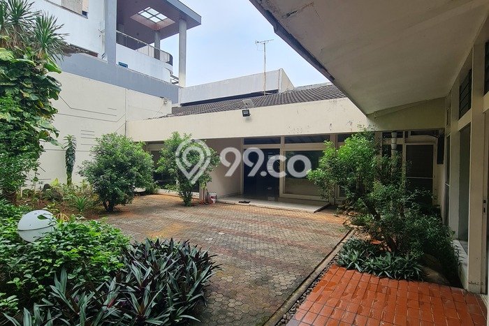 Rumah Modern Disewakan di Kebayoran Baru Jakarta Selatan Lokasi Sangat Strategis Rumah Modern Disewakan di Kebayoran Baru Jakarta Selatan Lokasi Sangat Strategis