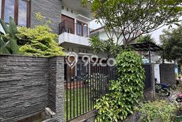 For Sale! Premium House LT 390m2 Desain Elegan di Tanjung Barat For Sale! Premium House LT 390m2 Desain Elegan di Tanjung Barat